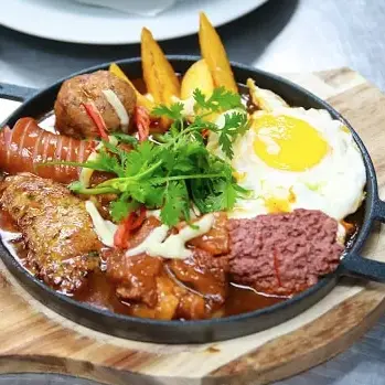 Hình ảnh Bánh Mì Chảo & Mì Ý - Cây Cám