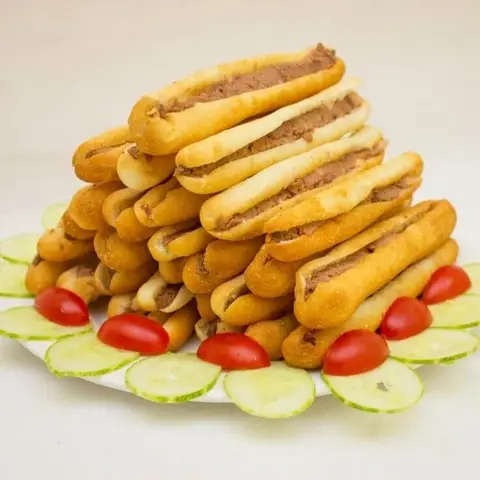 Hình ảnh Qiti - Hamburger & Bánh Mì Que - Kênh 19/05