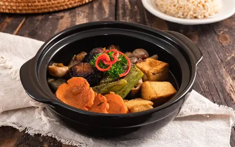 Hình ảnh Thuần Chay Heal & Celeb Vegan - Nguyễn Văn Nguyễn