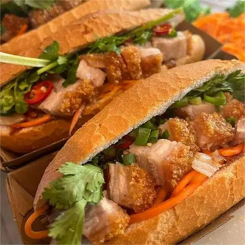 Hình ảnh Vịt Quay & Heo Quay Toàn Ký - Phạm Văn Chiêu