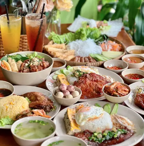 Hình ảnh Cơm Tấm Xí Muội - Lạc Long Quân