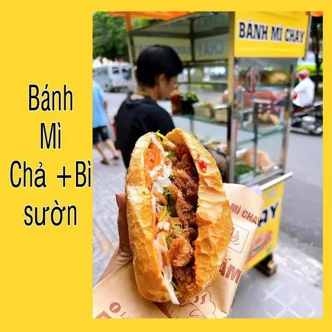 Hình ảnh Bánh Mì Chay Mẹ Nấm - Cách Mạng Tháng 8