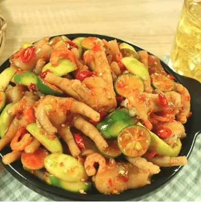 Hình ảnh Tư Ruồi - Ăn Vặt Mì Trộn & Chân Gà Sốt Thái - Nguyễn Thị Kiểu