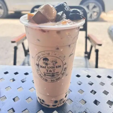 Hình ảnh Hai Anh Em T & B - Nguyễn Cửu Phú