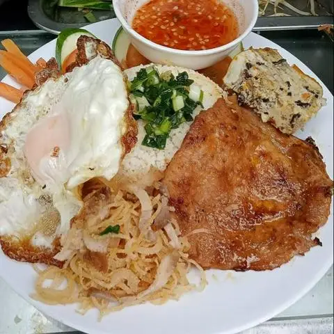 Hình ảnh Út Ti - Cơm Tấm & Bún Thịt Nướng - Chung cư Bình Trưng