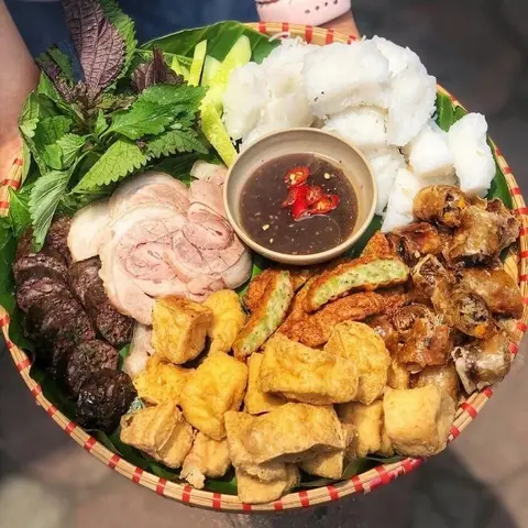 Hình ảnh Bún Đậu 3 Chị Em - Lê Trọng Tấn