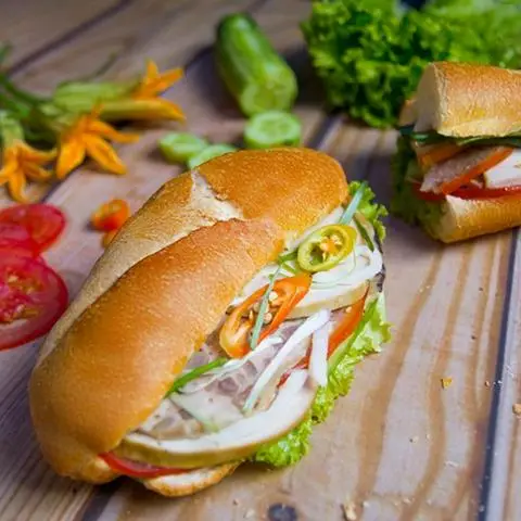 Hình ảnh Bánh Mì Thịt - Huỳnh Tịnh Của