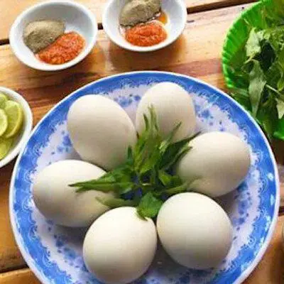 Hình ảnh Anh Phú - Bắp Xào & Hột Vịt Lộn - Lê Văn Lương