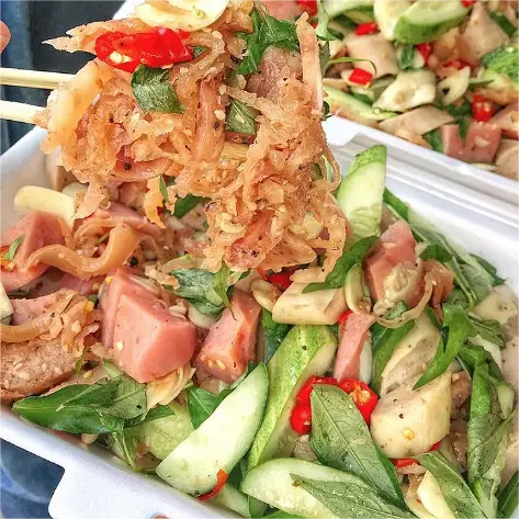 Hình ảnh Tré Trộn & Ăn Vặt Cô Út - Đường Số 1