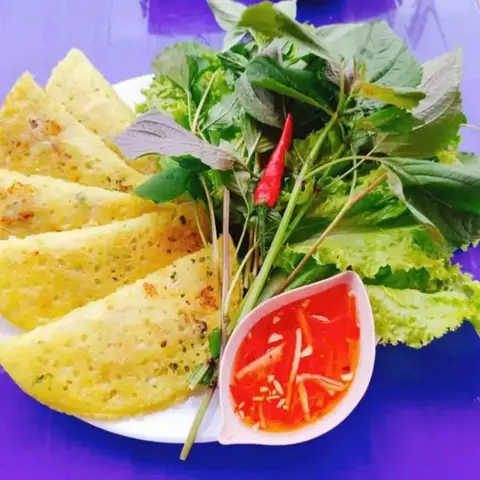 Hình ảnh Chị Hậu - Bánh Xèo & Ram Bắp Quảng Ngãi - Ni Sư Huỳnh Liên