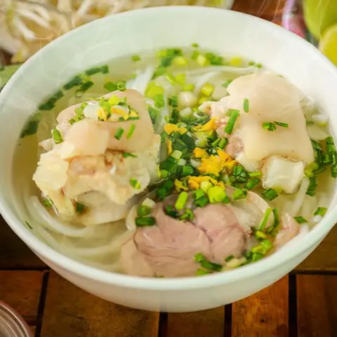 Hình ảnh Quán Tí Nị - Hồ Thị Kỷ