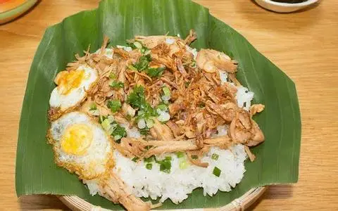 Hình ảnh Mai - Xôi Gà & Bánh Mì Xíu Mại - Nam Hòa