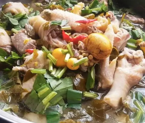 Hình ảnh Quán Ăn Vua Gà - Lẩu Lá Giang & Cơm Gà - Song Hành