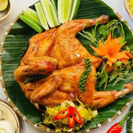 Hình ảnh Gà Nướng Tam Vị - Bánh Mì Heo Quay - Nguyễn Kiệm