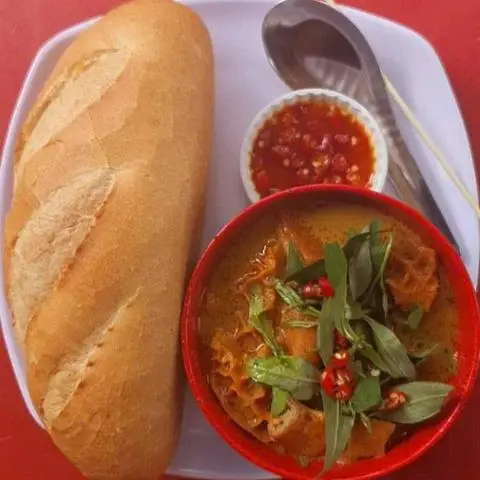 Hình ảnh Phá Lấu Bò Anh Đào - Phạm Huy Thông