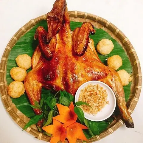 Hình ảnh Gà Quay Ba Bum - Trịnh Đình Trọng