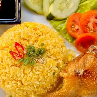 Hình ảnh Quán Cơm Chí Thiện - Cơm Gà Xối Mỡ -  Lê Thúc Hoạch