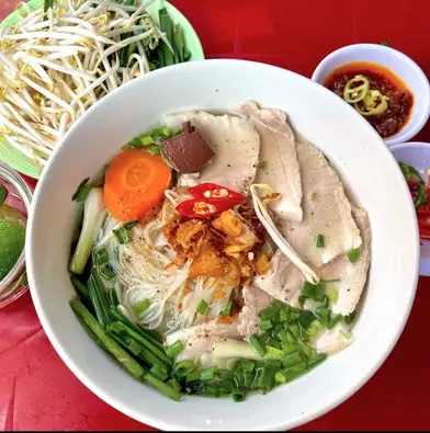 Hình ảnh Hủ Tiếu Gốc Cây - Trần Phú