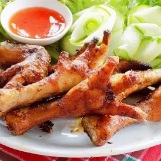 Hình ảnh Tiệm Gà Nướng Muối Ớt & Sốt Thái - Quách Điêu