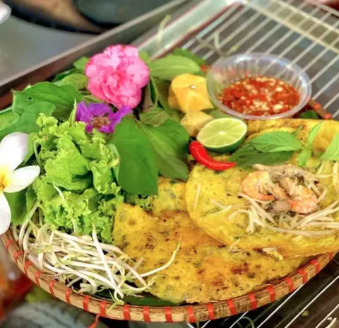Hình ảnh Bánh Xèo & Bánh Khọt Cô Lan - Nguyễn Văn Công