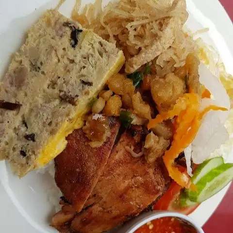 Hình ảnh Cơm Tấm Ngân Nhất - Chiến Lược