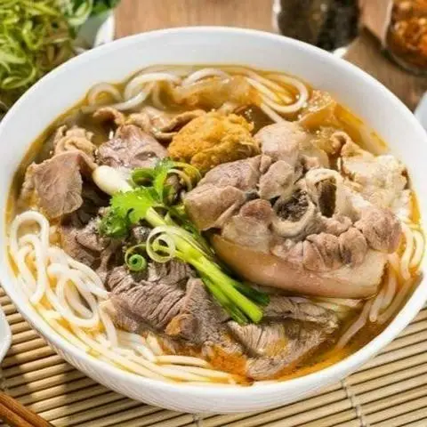 Hình ảnh Bún Bò Huế Yến Ngân - Lê Văn Lương