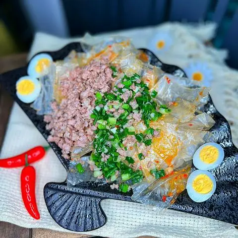 Hình ảnh Ty Béo - Bánh Tráng Dẻo Mỡ Hành Thịt Bằm Tóp Mỡ - Lê Văn Duyệt