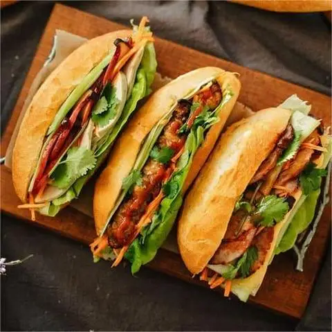 Hình ảnh Bánh Mì Thịt 10k - Linh Đông
