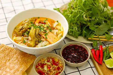 Hình ảnh Mì Quảng Phố Hội An - Dương Đình Hội 