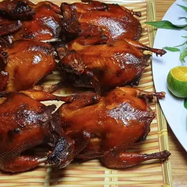 Hình ảnh Chim Cút Chiên Bơ Ngọc Ý - Phạm Thế Hiển