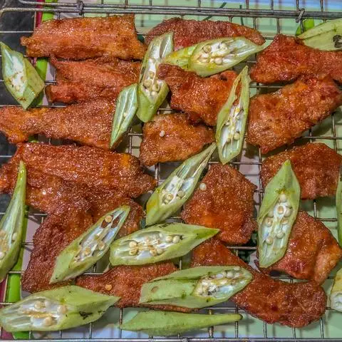 Hình ảnh Tai Mũi Nướng, Vú Heo & Cánh Gà Nướng Phuc Chou - Hồng Lạc