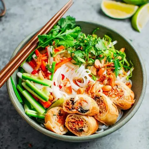 Hình ảnh Diệu Hạnh Chay - Cơm Sườn Bì Chả Chay & Bún Thịt Nướng Chả Giò Chay - Trần Tấn