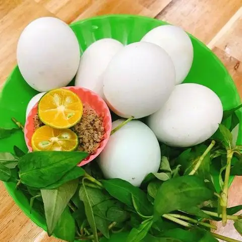 Hình ảnh Ông Bà Bảy - Hột Vịt Lộn & Khô - Dương Thị Giang