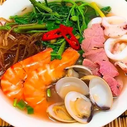 Hình ảnh Hủ Tiếu Nam Vang & Bún Thái 136 - Nguyễn Văn Thương