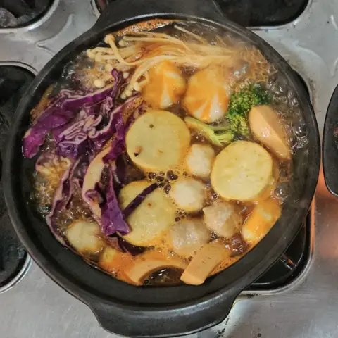 Hình ảnh  Mì Cay Tokbokki Nam Hàn - Dương Quảng Hàm