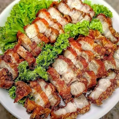 Hình ảnh Lò Heo Quay Lộc Phát - Phạm Hùng