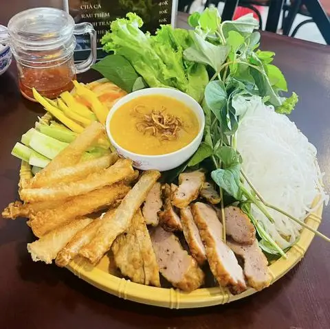 Hình ảnh Tiệm Nem Nướng Nha Trang Cuốn Là Dính - Âu Cơ 