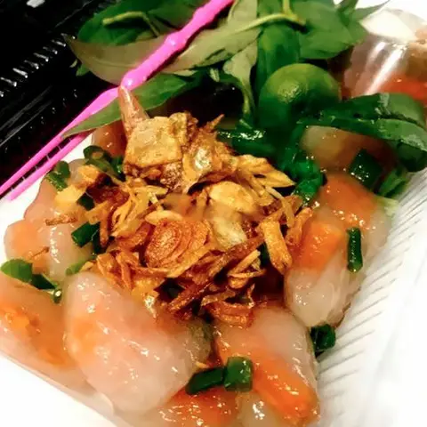 Hình ảnh Chị Cúc - Bánh Bột Lọc Phan Thiết - Bình Tiên