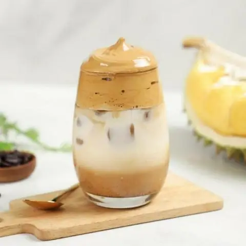 Hình ảnh CHEW - Coffee & Tea, Matcha Latte - Huỳnh Thúc Kháng