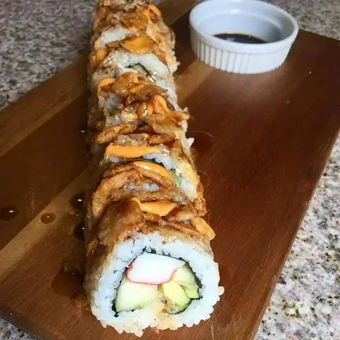 Hình ảnh The Us Sushi Rolls - Nguyễn Văn Thủ