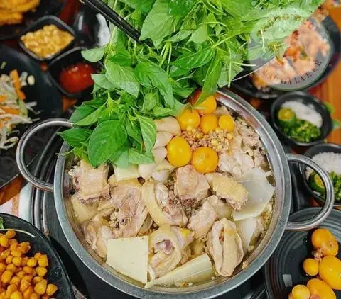 Hình ảnh Lẩu Gà Lá É 139 - Thoại Ngọc Hầu