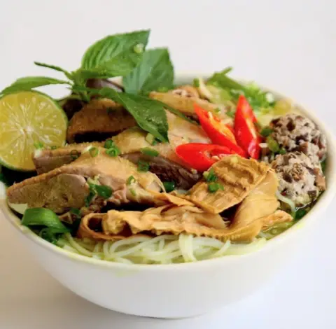 Hình ảnh Gánh Hàng Ngan - Nguyễn Thị Minh Khai