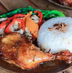 Hình ảnh Cơm Gà Quay Ngọc Vy - Hương Lộ 2