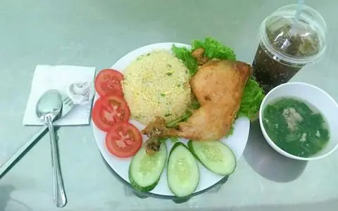 Hình ảnh Quán Ăn Hương Ký - Cơm Gà Xối Mỡ & Mì Xào - Tô Hiến Thành