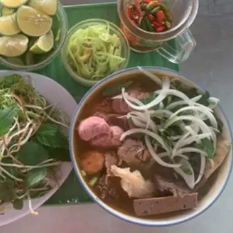 Hình ảnh Bún Bò Huế Vỹ Dạ - Kênh Nước Đen