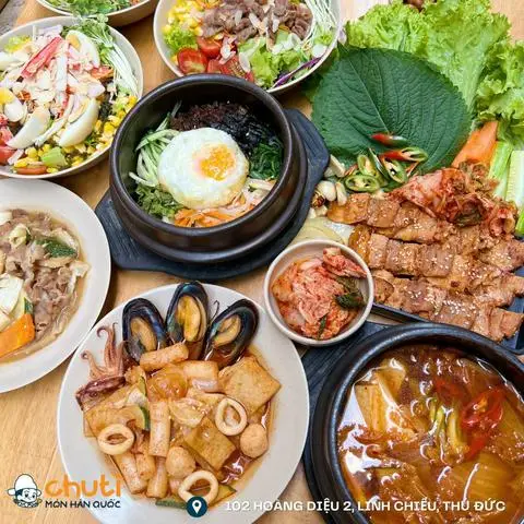 Hình ảnh Cơm Trộn & Mì Gà Rán Hàn Quốc - Chuti - Hoàng Diệu 2