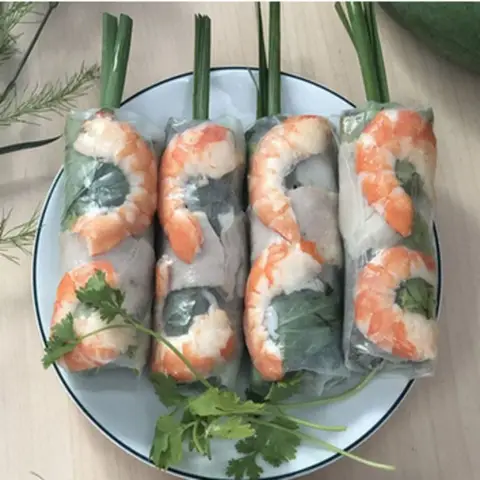 Hình ảnh Bếp Nhà - Gỏi Cuốn & Bò Bía - Đất Thánh