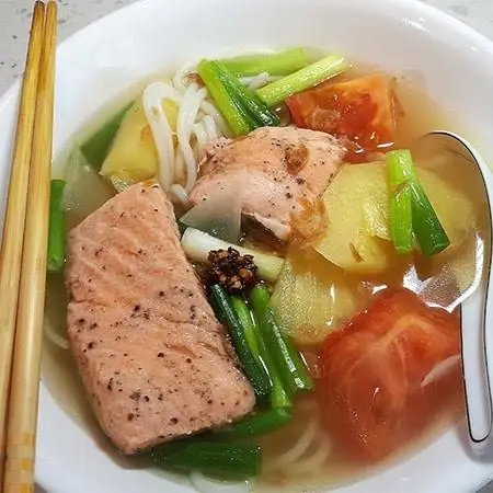 Hình ảnh Vợ Thằng Đậu - Bún Cá Hồi Thố Đá, Xôi Tôm Hoàng Kim & Bún Thái - Lê Văn Thọ