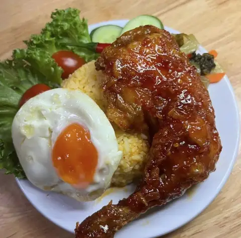 Hình ảnh Cơm Nhà Nana - Cơm Gà & Cơm Xá Xíu - Âu Dương Lân