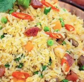 Hình ảnh Cơm Chiên Chuối - Phạm Hùng